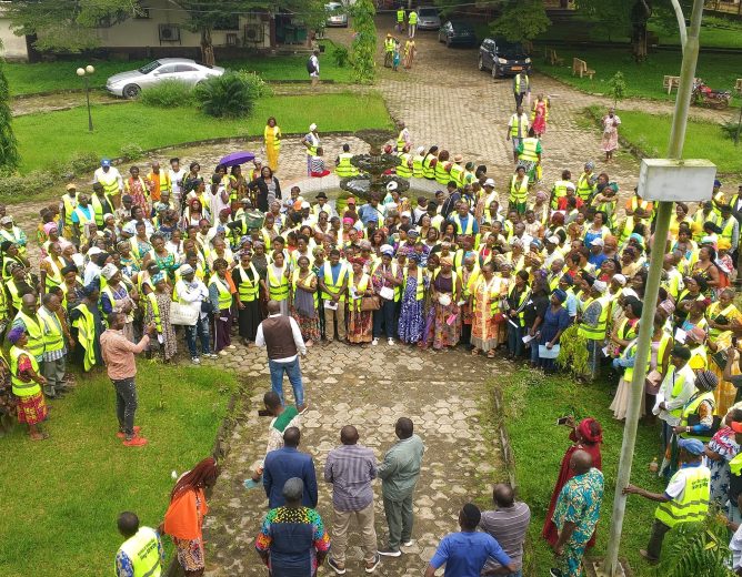STAGE SENIOR : LA COMMUNE DE DIBOMBARI DONNE DU SOURIRE AUX PERSONNES ÂGÉES
